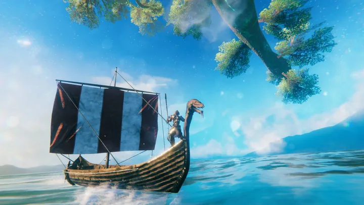 Un guerrero vikingo con una lanza está de pie en la proa de un drakkar con una vela a rayas, bajo las ramas de un árbol enorme
